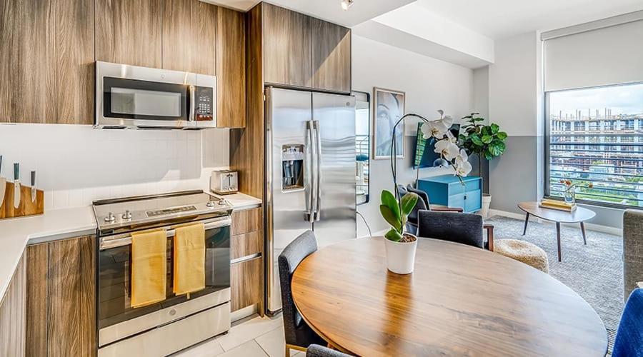 Sentral Studio Apt With Den In Wynwood Miami Luaran gambar